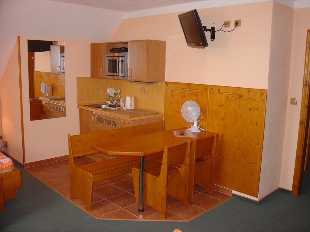 Wellness Penzion Palice Jindřichŭv Hradec Dış mekan fotoğraf